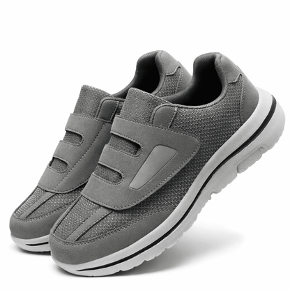 Warm winter diabetic shoes with a wide toe box to relieve swelling