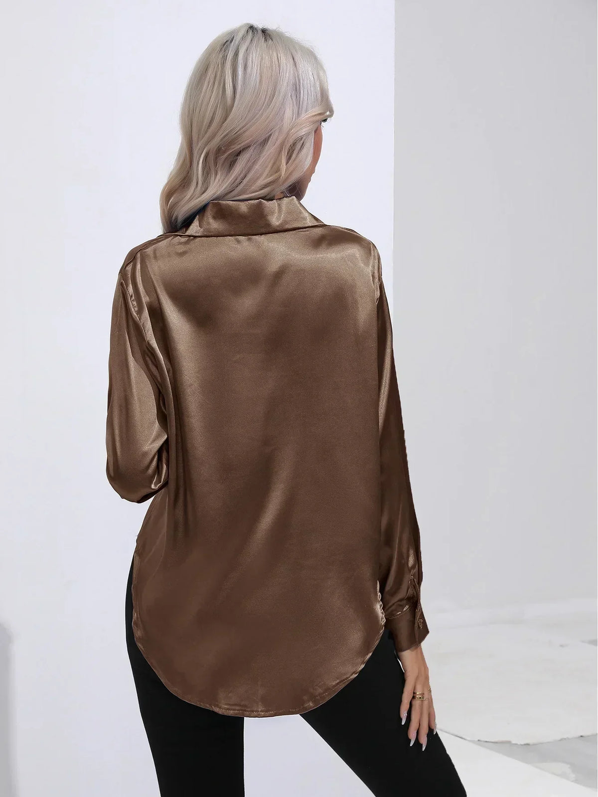 Lyvia | Luxe Satijnen Blouse