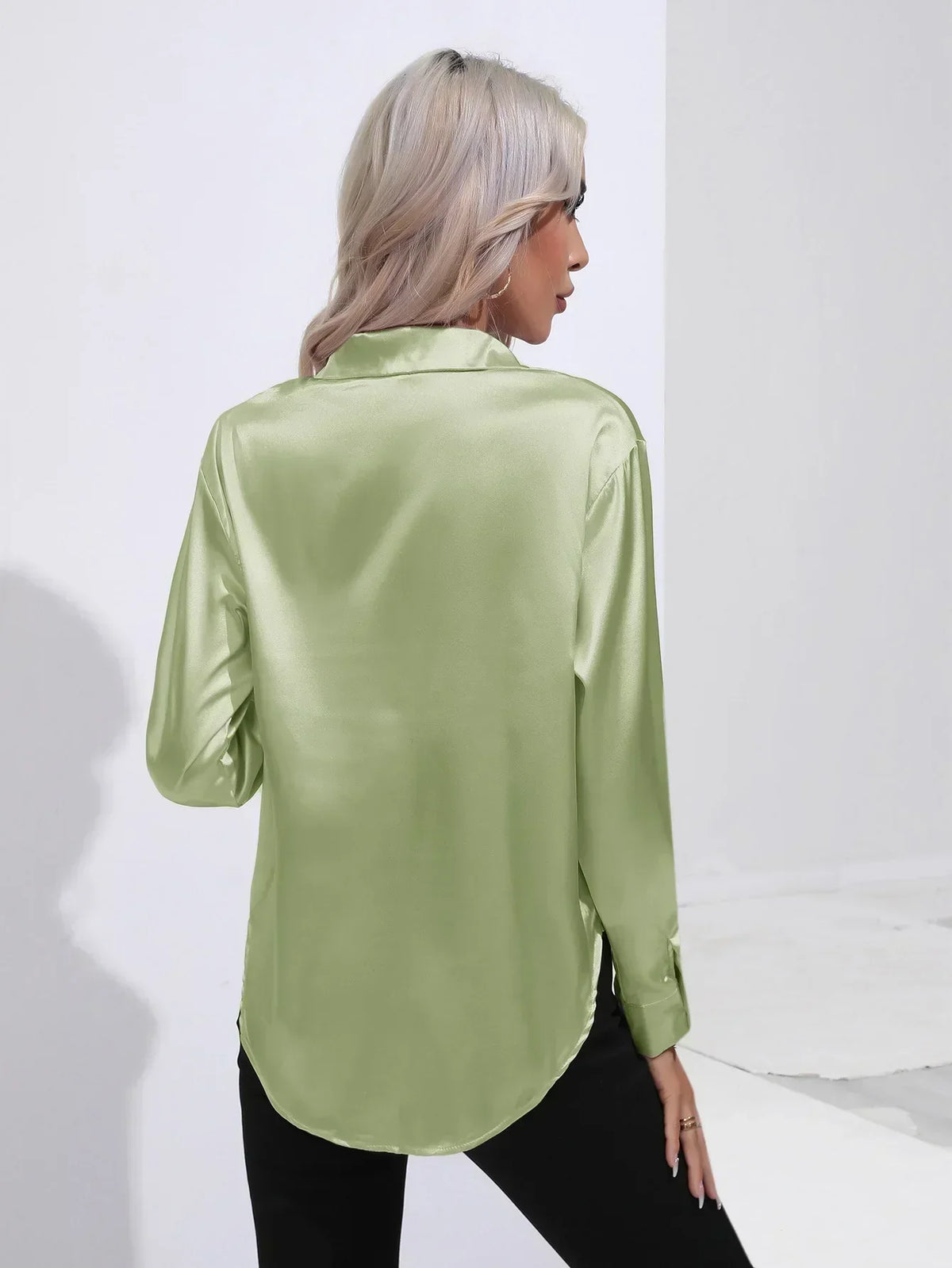 Lyvia | Luxe Satijnen Blouse