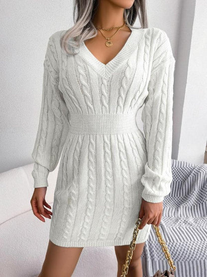 Paula | Langarm-Strickkleid Mit V-Ausschnitt